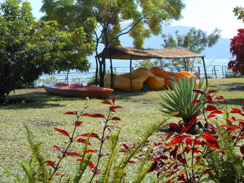 Cape Mac Lodge Cape Maclear Eksteriør bilde