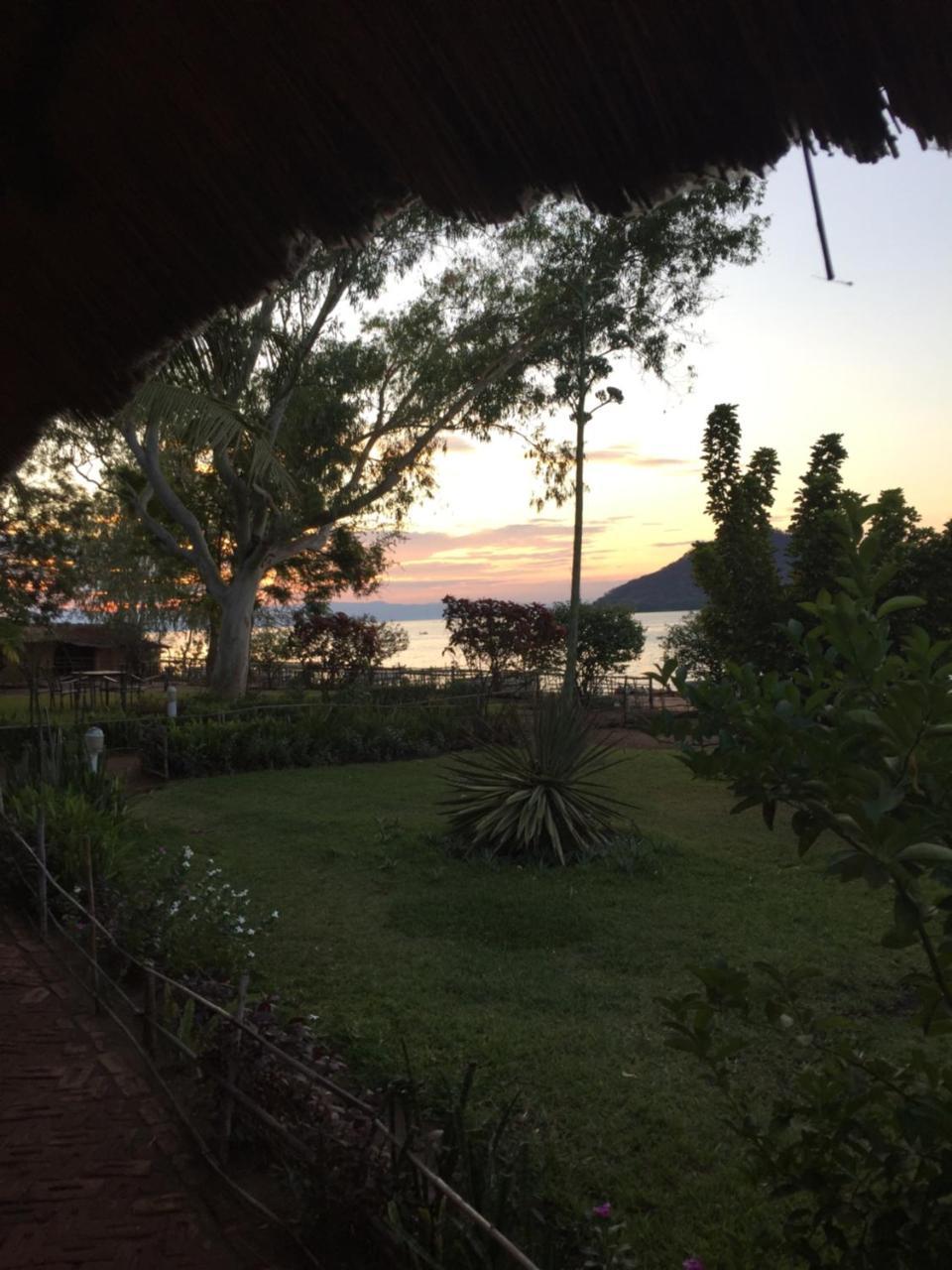 Cape Mac Lodge Cape Maclear Eksteriør bilde
