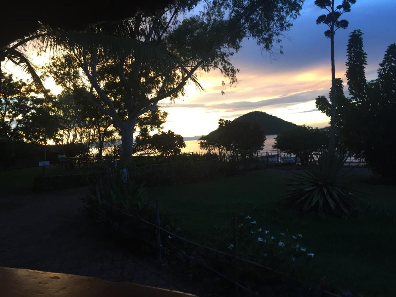 Cape Mac Lodge Cape Maclear Eksteriør bilde