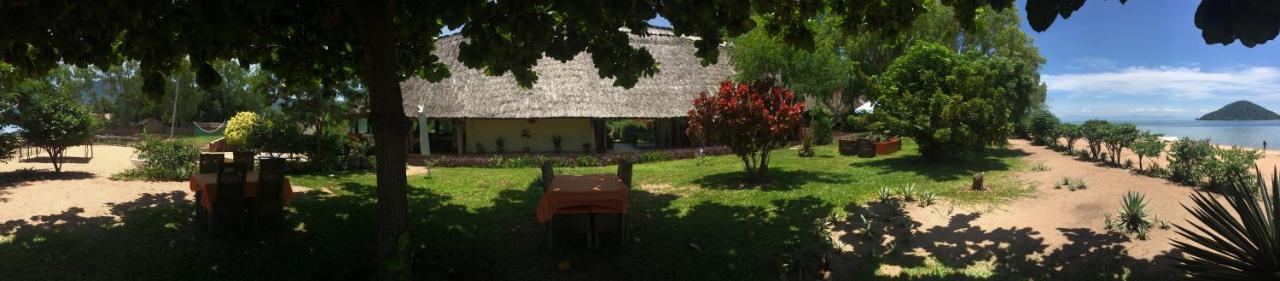 Cape Mac Lodge Cape Maclear Eksteriør bilde
